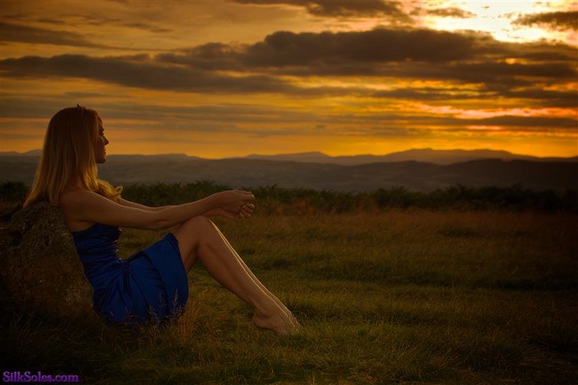Cover 2 Standing Stone Sunset 142 Photos