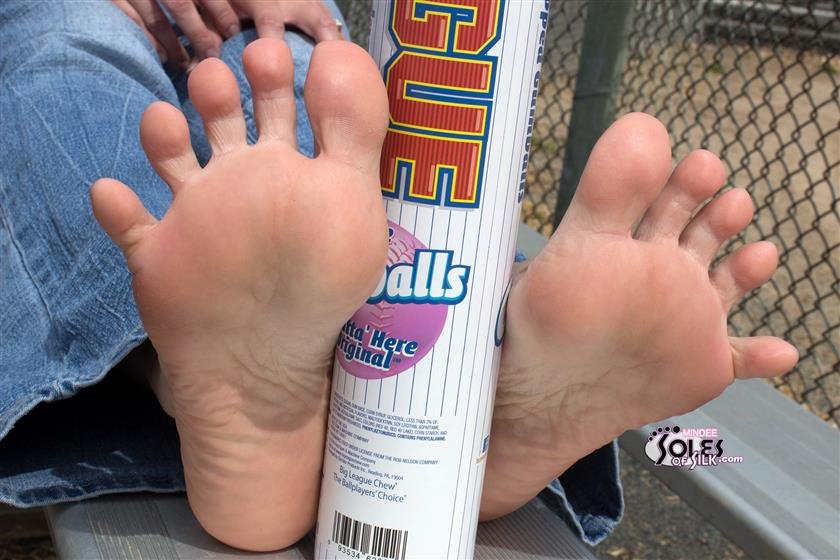Cover 3 gumballs bleachers 81 Photos
