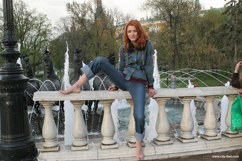 Cover 6 Pretty girls with bare feet. Part 3. 51 Photos