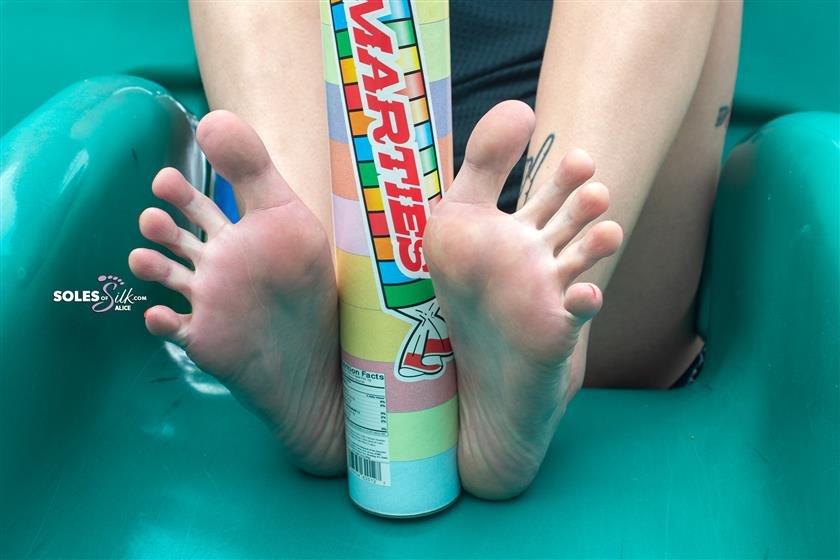 Cover 3 Soles of Silk - playground candy mess 85 Photos