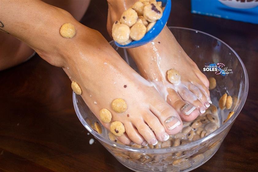 Cover 4 Soles of Silk - cereal killers cookie crisp 70 Photos