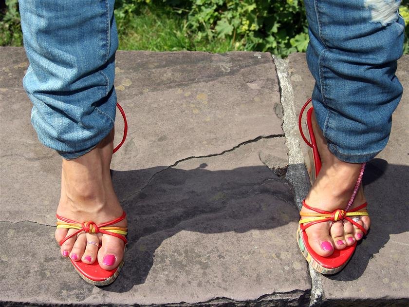 Cover 5 Toes In Action - Nikita set 006 33 Photos