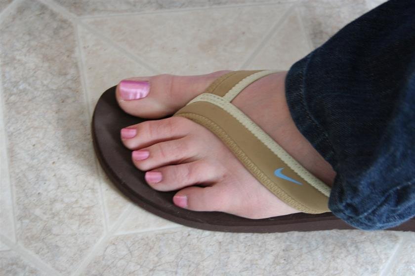 Cover 6 Canadian Foot Babes - Tammy 38 Photos