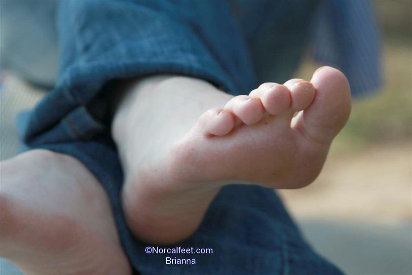 Cover 2 Nor Cal Feet - Brianna 20 Photos