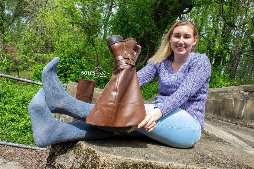 Cover 4 Soles of Silk - boots boot socks fort 75 Photos